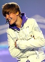 justin-kidrauhl:  Justin Bieber won awards , performed at madison square garden and