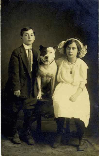 dotiscute:thelastdogfighter:sewthoughtful:aaronborrelli:FOR OVER ONE HUNDRED YEARS AMERICANS KNEW PI