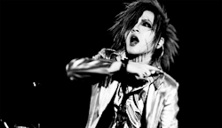 hypocriticizer:  × 