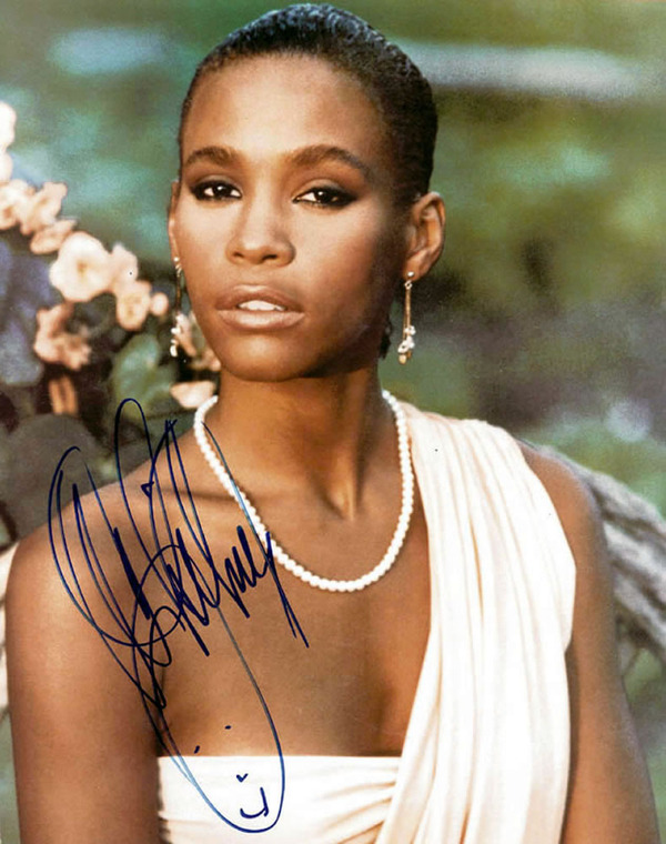 pangeasgarden:  kingmeson:  King Me! - Whitney Houston   Whitney Houston Dead At