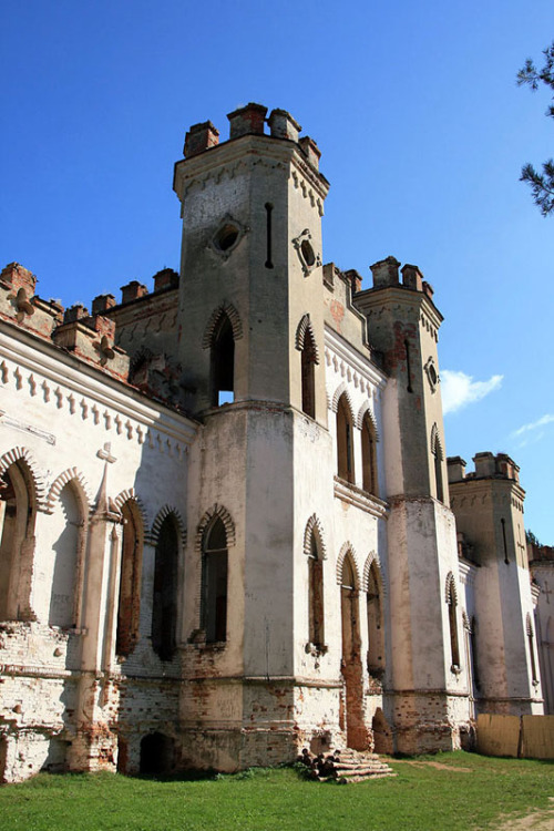 (via Kossowa Castle, a photo from Brestskaya, West | TrekEarth)Kosava, Belarus