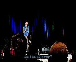 codependent-brothers:  Jensen crashes Rob’s panel - [x] 