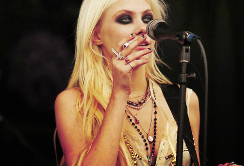 Taylor Momsen