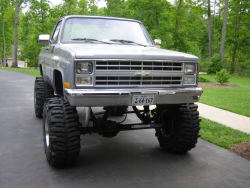 mrlowrider305:  1985 K10 12”lifted kit,39.5x18.5 SuperSwamper Boggers ,16.5x14 wheels 