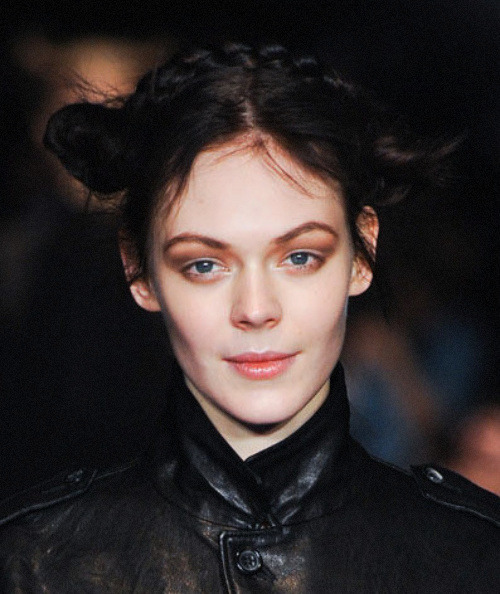ugh jumping up and down because she’s just so p e r f e c t