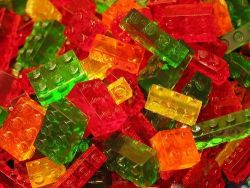 brickfan:  Who doesn’t like LEGO looking Gummy bricks?!  How fun! 