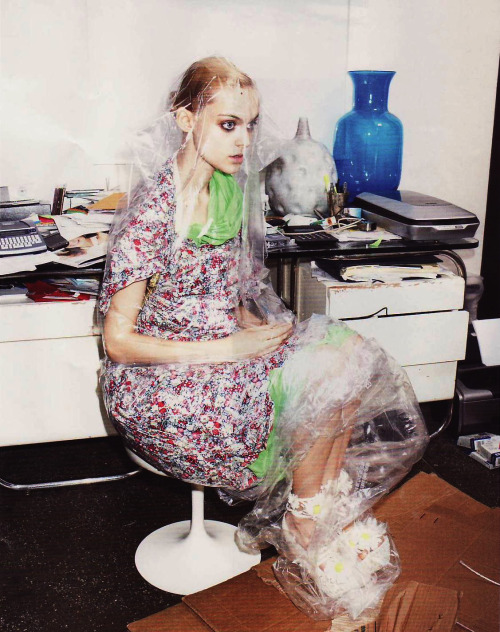 “West 23rd”: Viktoriya Sasonkina by Maciek Kobielski for Numero Japan June 2008
