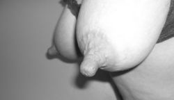 bigniplover:  Huge erect nipples 