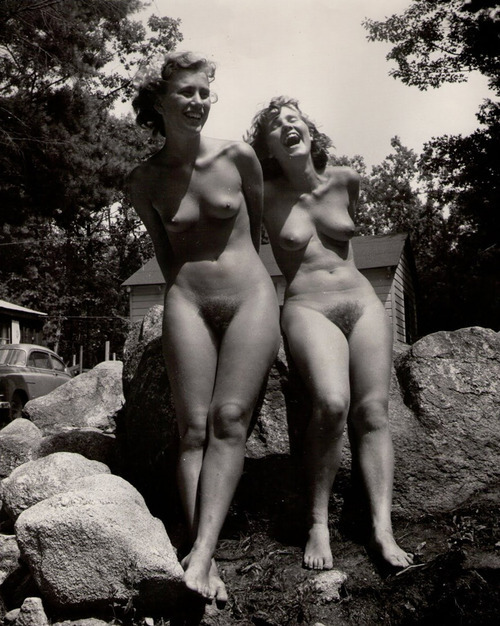 http://nudevintage.tumblr.com/post/17664083981