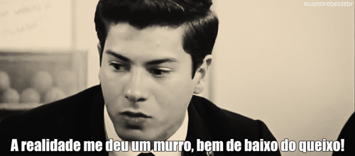 Tudo penso, nada falo.
