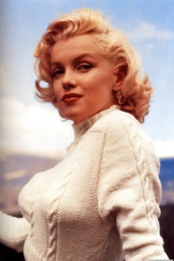 theniftyfifties:  Marilyn Monroe 