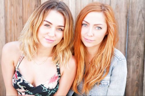 Miley & Brandi Cyrus. ♥