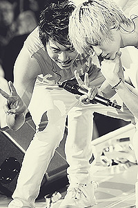  6/9 favorite pictures of JongTae → requested by taechu   