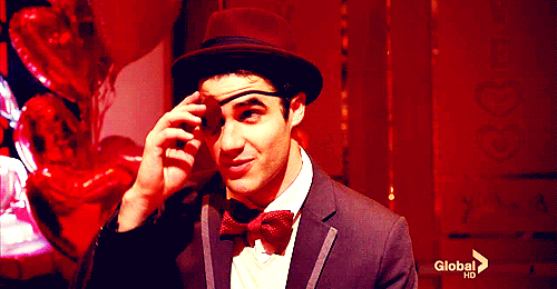 regala-electra:Blaine was out of school for so long because he was waiting his special tear-away hea