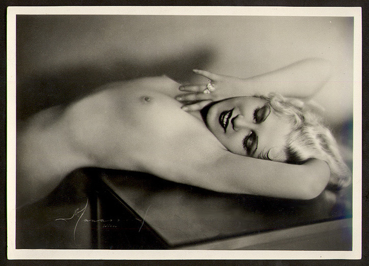 frenchtwist:  via manasse:   Nude Photograph by Manasse, circa 1930 from Vasta