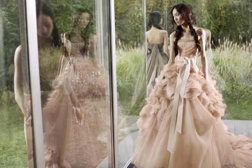 unseelieallure: (via Shu Pei for Vera Wang Spring 2012 Campaign by Carter Smith)