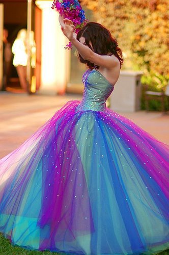 furlabun:  You know I sort of want to wear a sort of suit if I get married but I would not mind wearing this or seeing the other wear it 