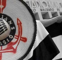 orgulhodeumanacao:  Minha loucura, meu fanatismo, minha paixão, e o meu amor não tem explicação, mas tem nome: Sport Club Corinthians Paulista. 