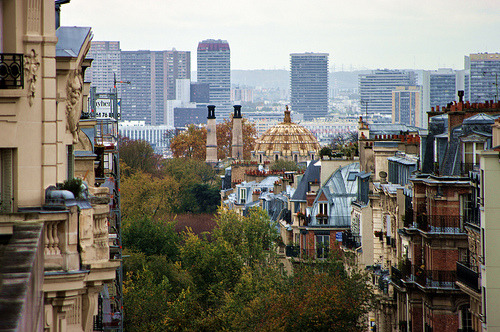 Paris avenue Gambetta, Père Lachaise, tours de la Porte de Choisy (by paspog)