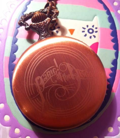 dimestorepoet:Panic! At The Disco Pocket-Watch Give away!I have two, and I don’t need two, so I’m gi