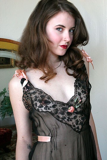 thelingerieaddict:  Want, want, want. Vintage 1920’s camisole via Dollhouse Bettie.