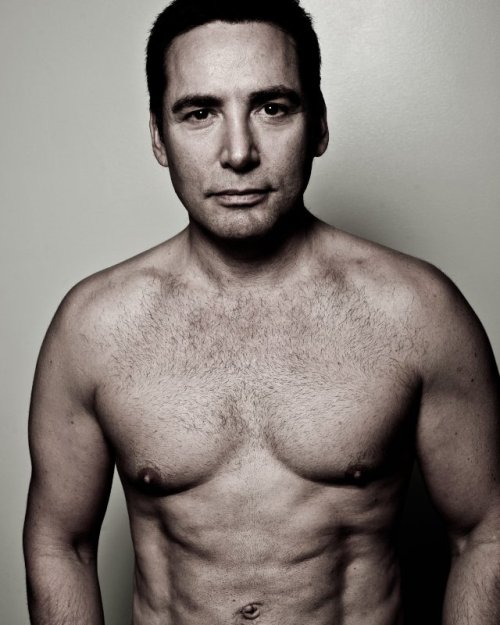 kissandsky:  Lawrence Monoson 