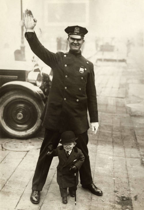 The smallest man in the world, the 21-year-old Midget, 1929