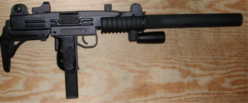 UZI w/ Custom Rail System and SDS Suppressor (LRM)