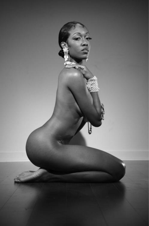 http://exoticaplus.tumblr.com/post/19825064709