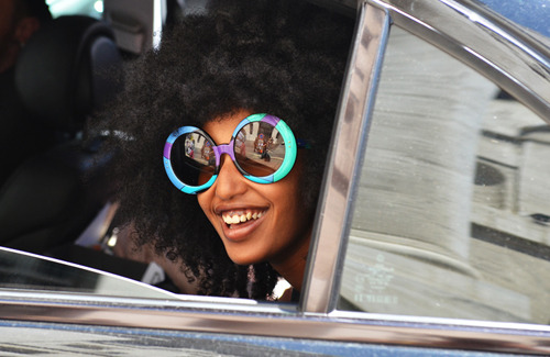 t-e-l-e-p-a-t-h-y:  Julia Sarr-Jamois… What a cutie. 
