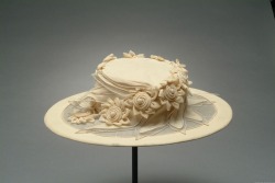omgthatdress:  Half-Mourning Hat (worn with a veil) 1920 The Meadow Brook Hall Historic Costume Collection 