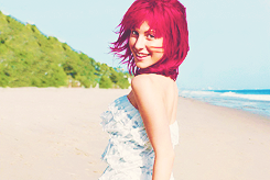 :  SHARE SOME OF YOUR PERFECTION → Hayley Williams“sometimes you get run down.