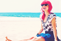 :  SHARE SOME OF YOUR PERFECTION → Hayley Williams“sometimes you get run down.