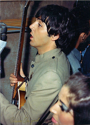 fy-paulmccartney:  macho-macca-rena:  The sexiest jacket in history appreciation post I think it’s about time that Paul McCartney wearing this jacket deserves it’s own post.This is ultimate Paul porn. Words cannot properly express my love for this. 