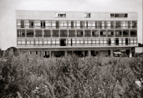 contemporaryarch: Swiss Pavilion, Paris 1929 by Le Corbusier View this on the map