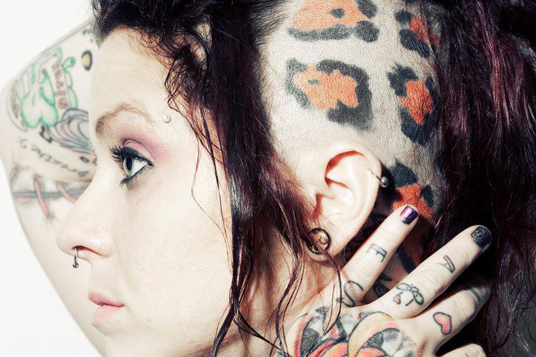 ohmygodbeautifulbitches:  Jessi Anne 