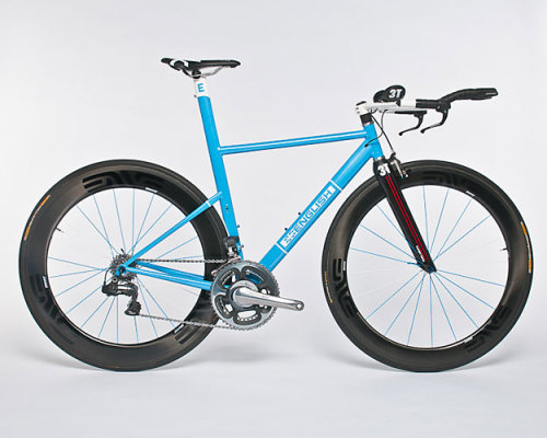 designlos: Things with two wheels built for speed. Cycleexif.com