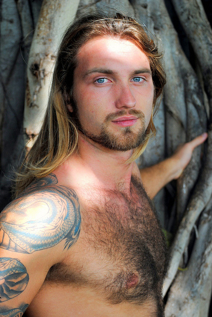 homografias:  Michael Beymwe | Robert Wallace. adult photos