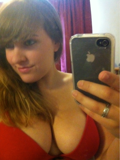 Sex Happy Cleavage Day ;) pictures