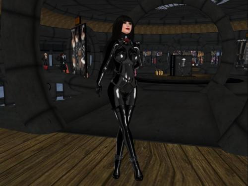 you always look good in a sexy latex catsuit sis lustre mygothicsecondlife:Not sure i should be bl