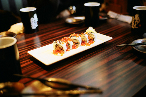 fluoric:  おいしい　SUSHI ROLLS (by gainsbourg × yebisu) 