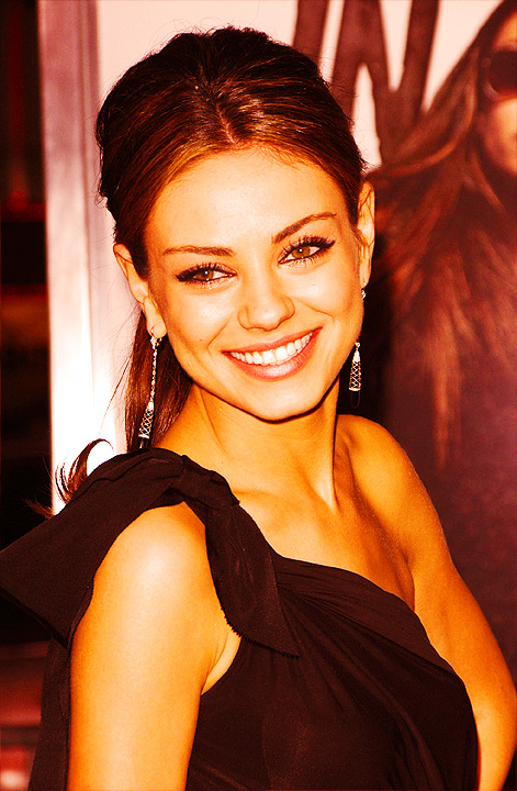 i-m-a-wanderess-blog:  Fave Appearances of : Mila Kunis 