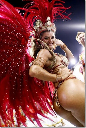 assobsession:  Gotta love Carnival… 