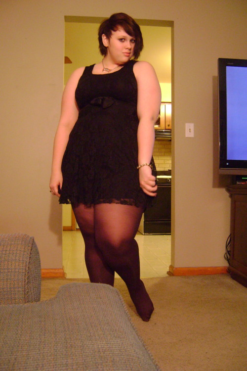 dutch-bwlover:   chubby-bunnies:  This was Valentine’s Day. I was so happy with this outfit. I am in love with my body. The more and more I begin to accept myself, the more and more beautiful I feel. 121123/301  