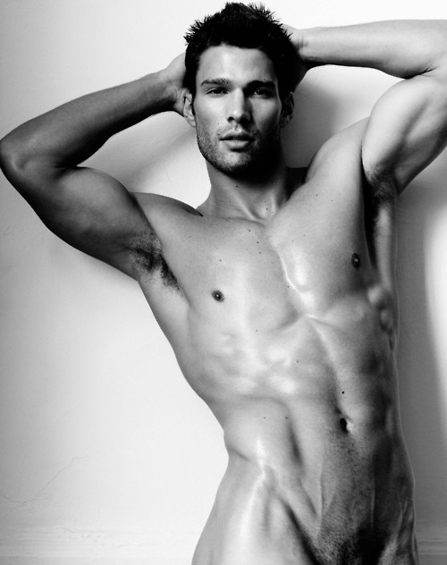 dailyguyzette:  You probably seen this uber HOT commercial from Liquid Plummer 