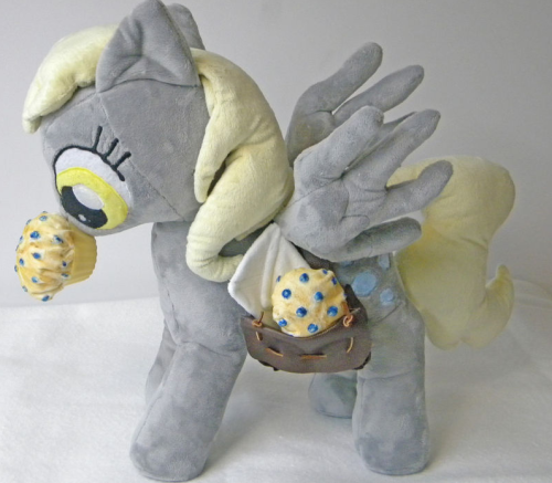 Sex yawg07:  TALKING DERPY PLUSH with MAGNETIZED pictures