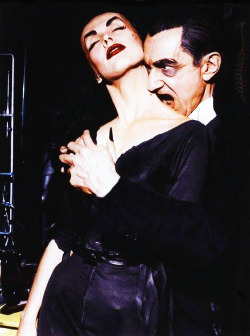 vintagegal:  Vampira and Bela Lugosi (1956)