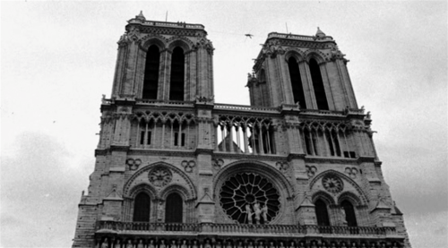 Sex Philippe Petit entre les tours de Notre-Dame pictures