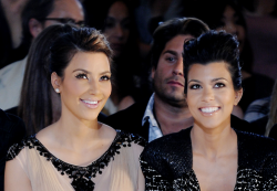 averybrister:  I love Kim Kardashian they’re both beautiful 