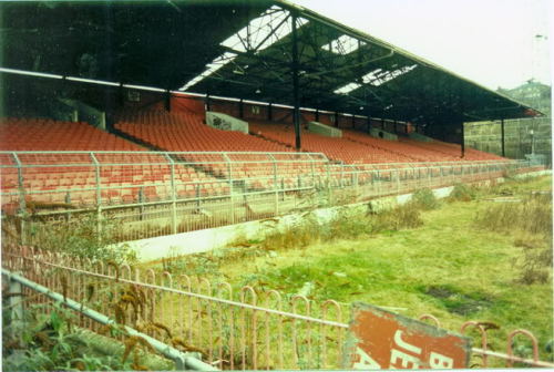 Charlton Athletic - The ValleyIn 1985 Charlton left The Valley and mother nature moved in. The Charl